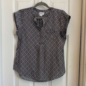 Liz Claiborne Geometric Print Blouse - Blue and white